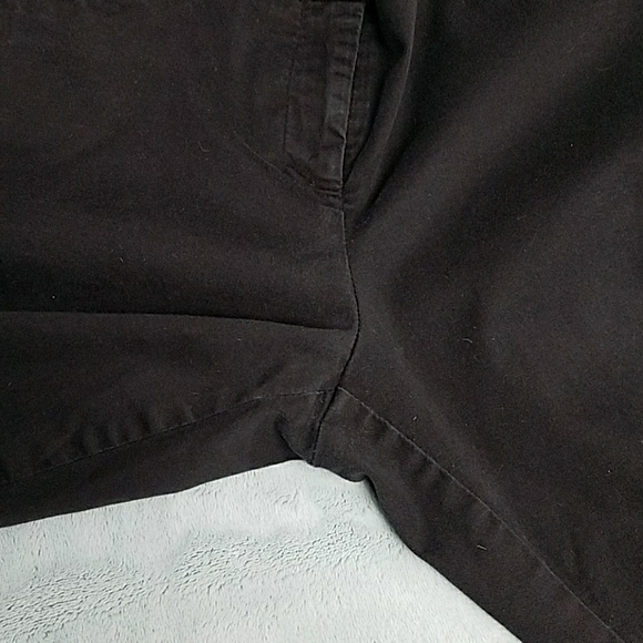 NEW YORK & CO Black stretch capri/cropped pants - Picture 8 of 8